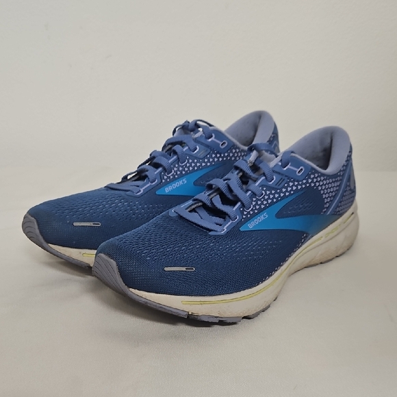 Brooks Men's Navy Athletic Shoes - Picture 1 of 8